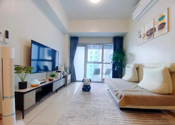 Luxurious 3 Bedrooms Highrise Oceanfront Near Airport Okada Solaire Casino Moa With Parking *